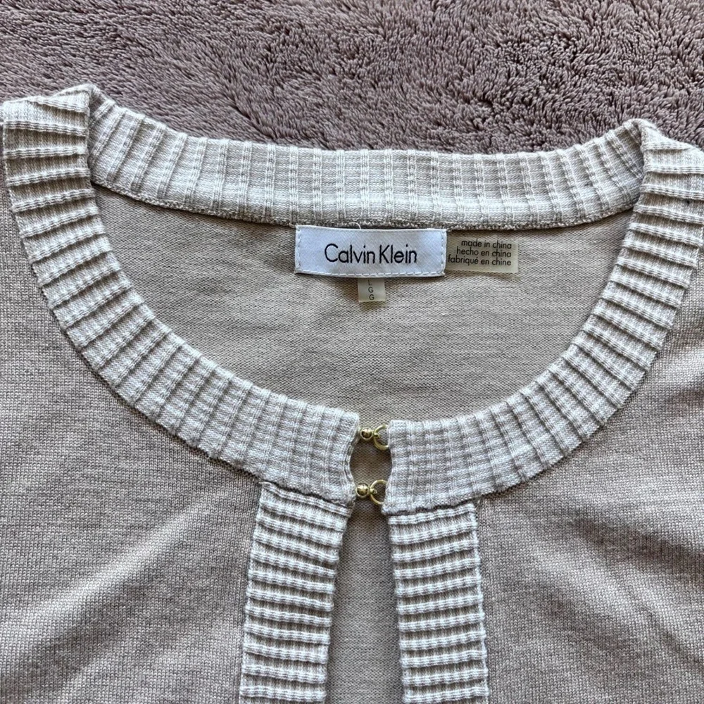 Calvin Klein Women Beige Bell Sleeve Cropped Cardigan Sweater Size L - Picture 3 of 7